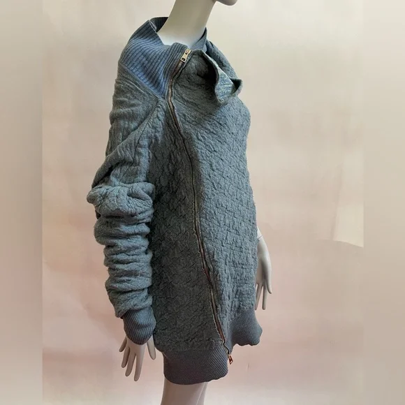 Vivienne Westwood GOLD LABEL AW1415 LIGHT BLUE KNITWEAR UNISEX QUILTED ZIPPER - Picture 1 of 16